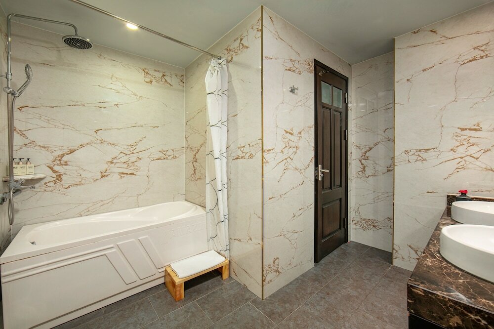 Фото O'Gallery Premier