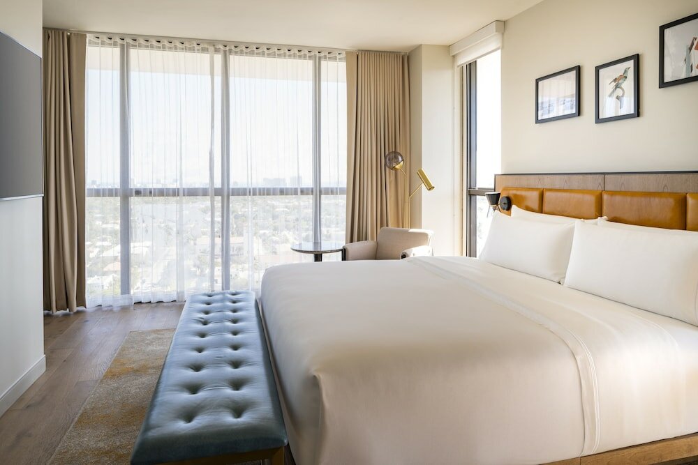 Фото The Dalmar, Fort Lauderdale, a Tribute Portfolio Hotel