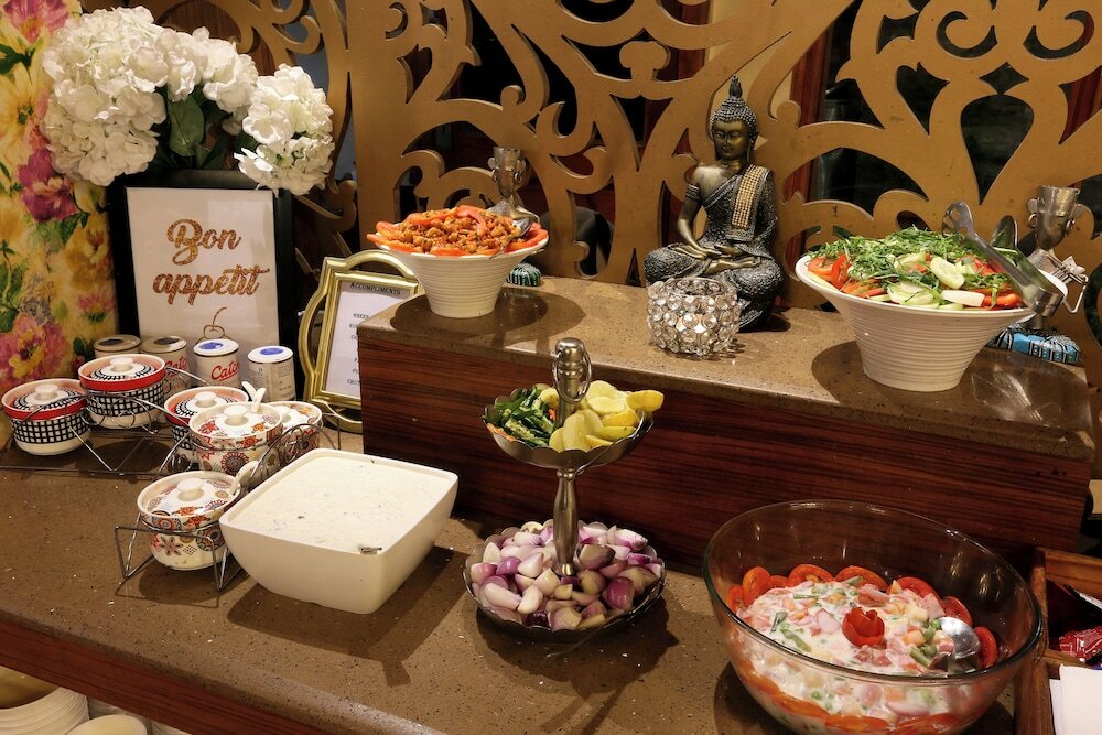 Фото Hotel Mongas