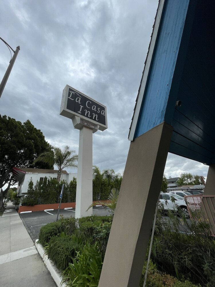 Фото La Casa Inn