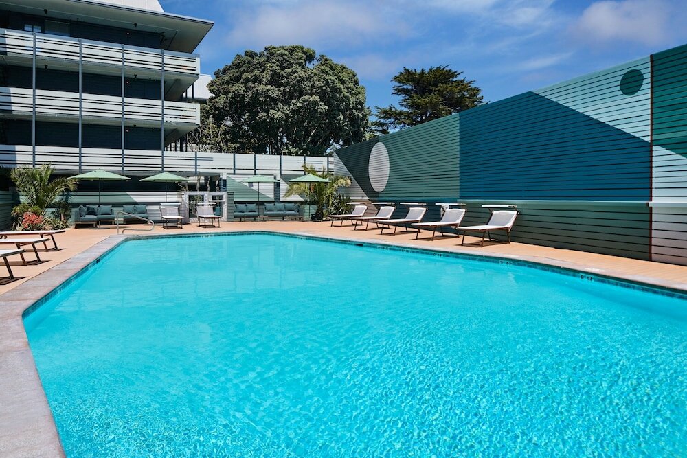 Фото Отель Monterey Beach