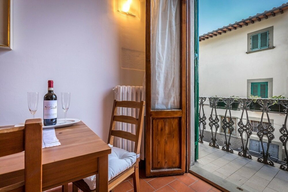 Фото Classic Tuscany Apartment B