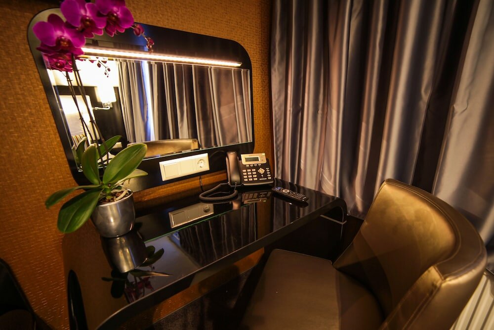 Фото Hotel Mansion Amsterdam