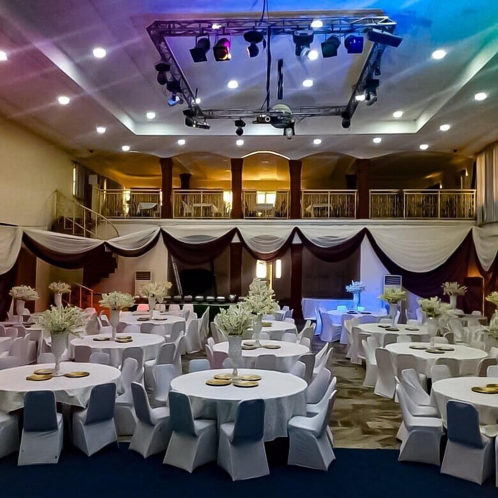 Фото 3J's Hotel Ltd