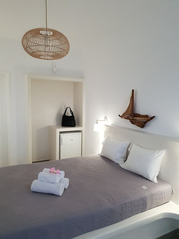 Фото Efthimias Rooms