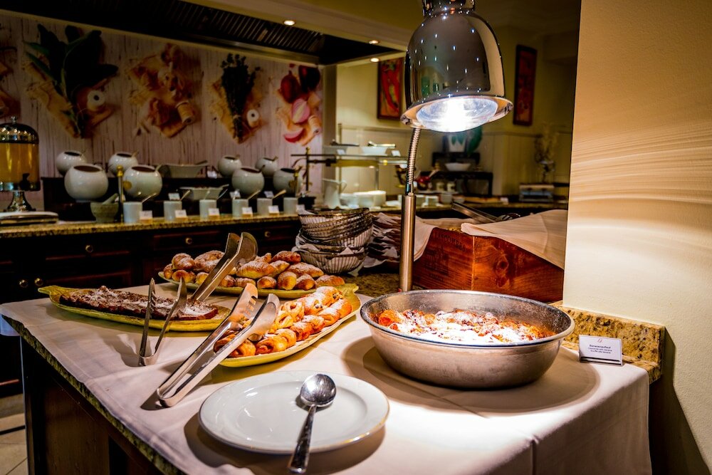 Фото Grandhotel Lienz