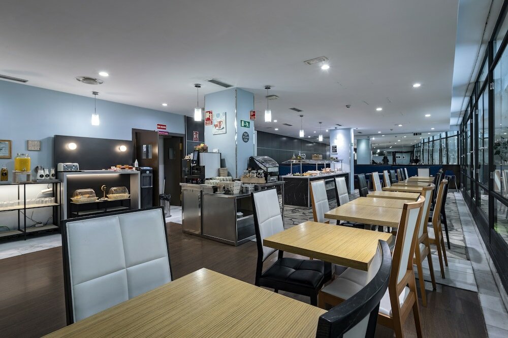 Фото Petit Palace Cliper Gran Vía