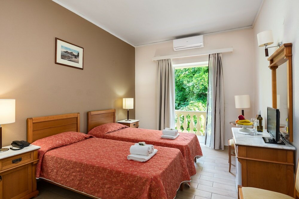 Фото Arion Hotel Corfu