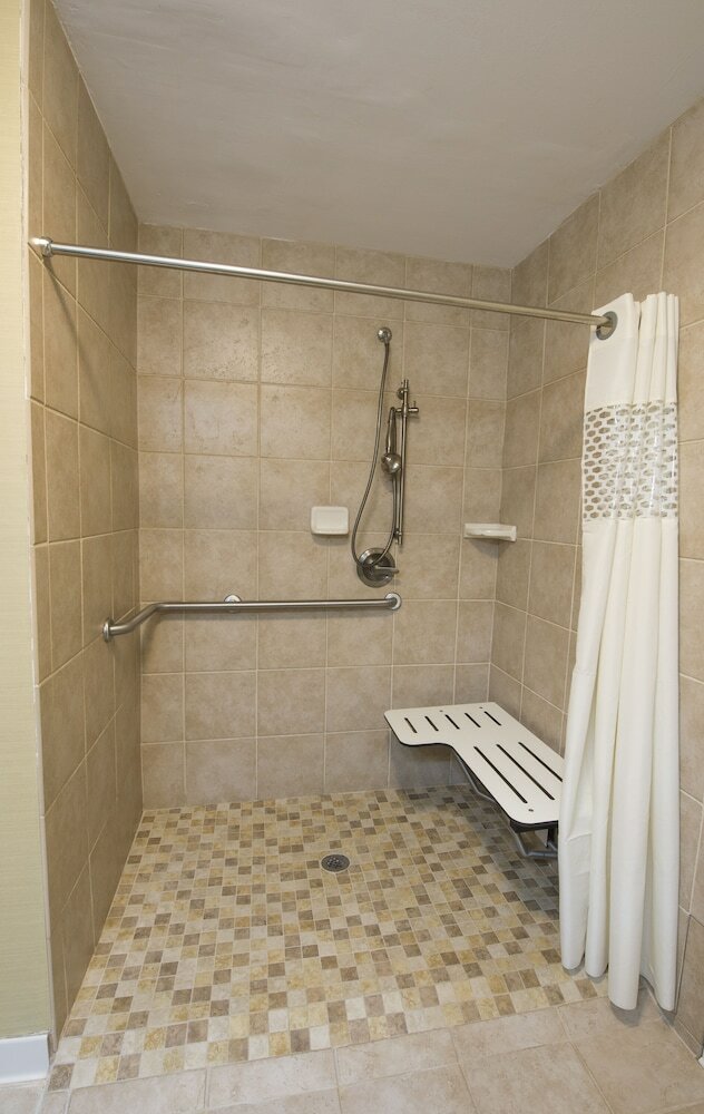 Фото Hampton Inn Cornelia