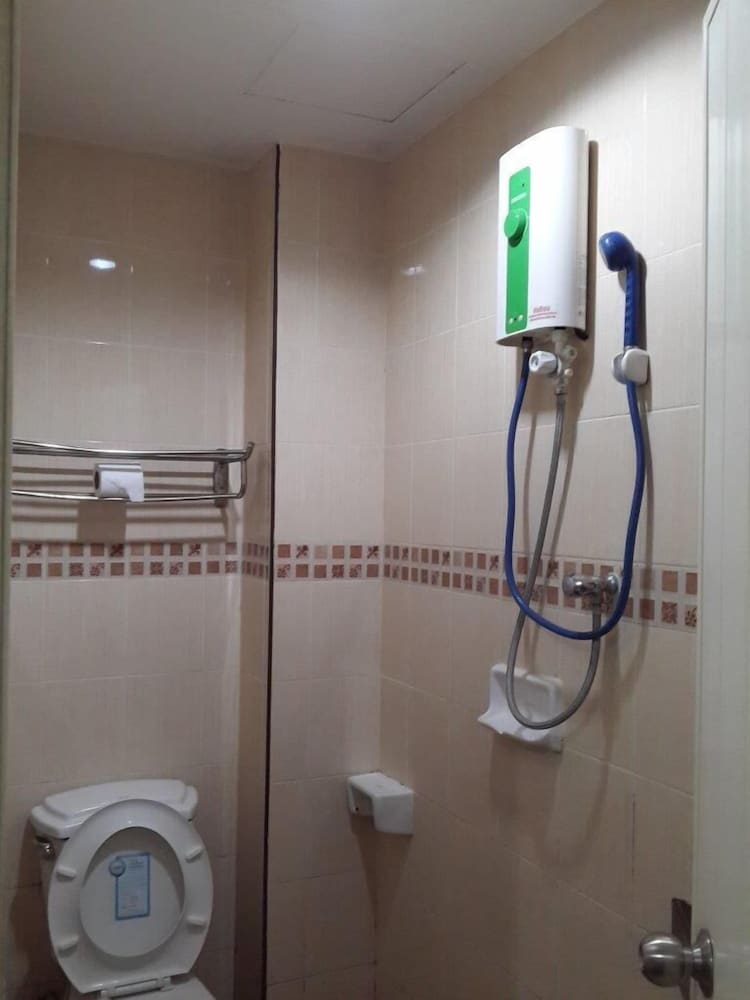 Фото White Orchid Inn II