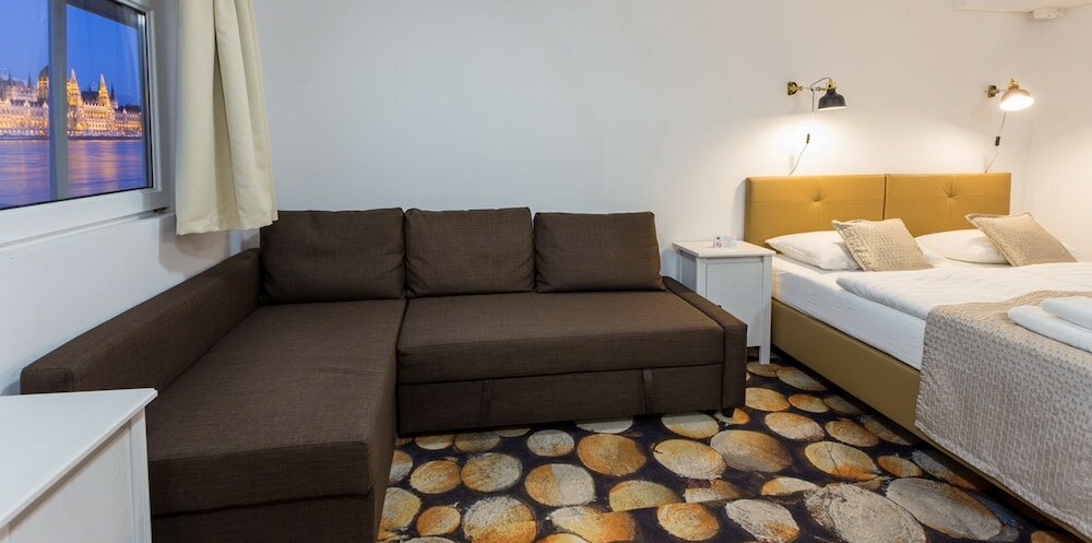 Фото Grand Jules - Boat Hotel