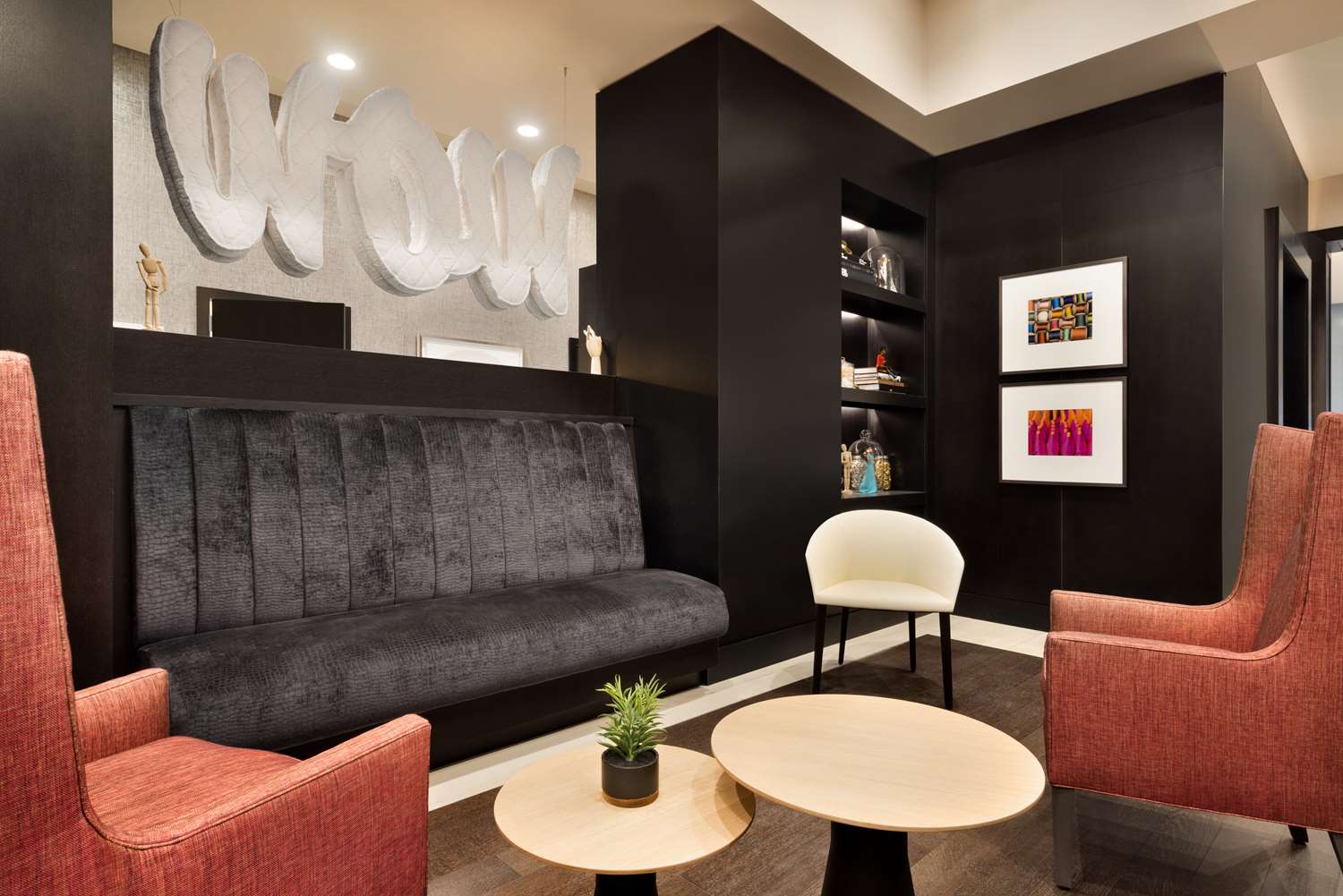 Фото Embassy Suites by Hilton New York Manhattan Times Square