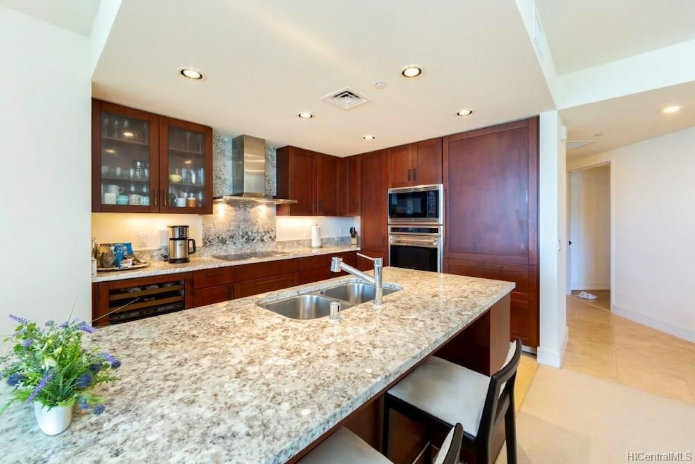 Фото Jet Luxury @ The Trump Waikiki