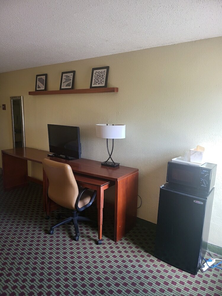 Фото Baymont by Wyndham Williamsburg