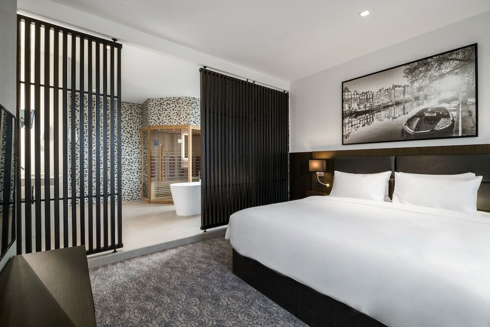 Фото Radisson Hotel & Suites Amsterdam South