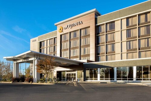 Гостиница La Quinta Inn & Suites by Wyndham Rancho Cordova Sacramento в Ранчо Кордове