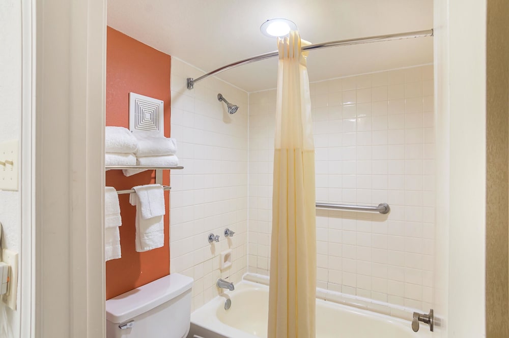 Фото Quality Inn