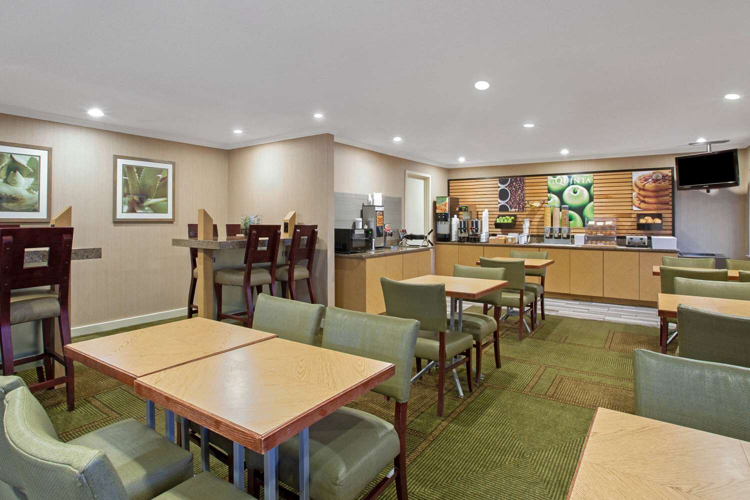 Фото La Quinta Inn by Wyndham Auburn Worcester