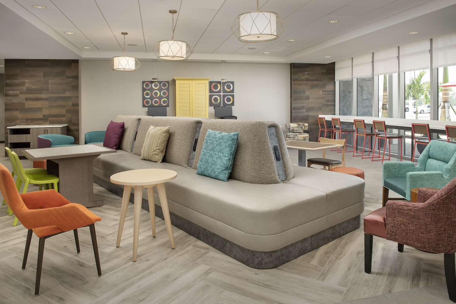 Фото Home2 Suites by Hilton Fort Myers Airport