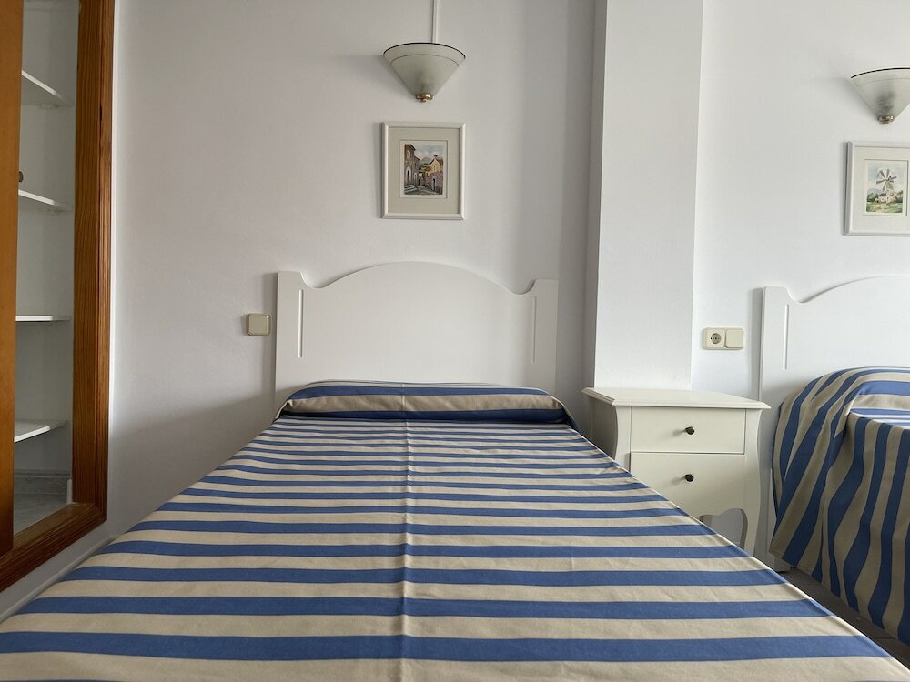 Фото Hostal Can Gallu