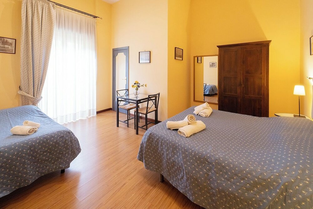 Фото H.G. Boutique Toledo Napoli Centro