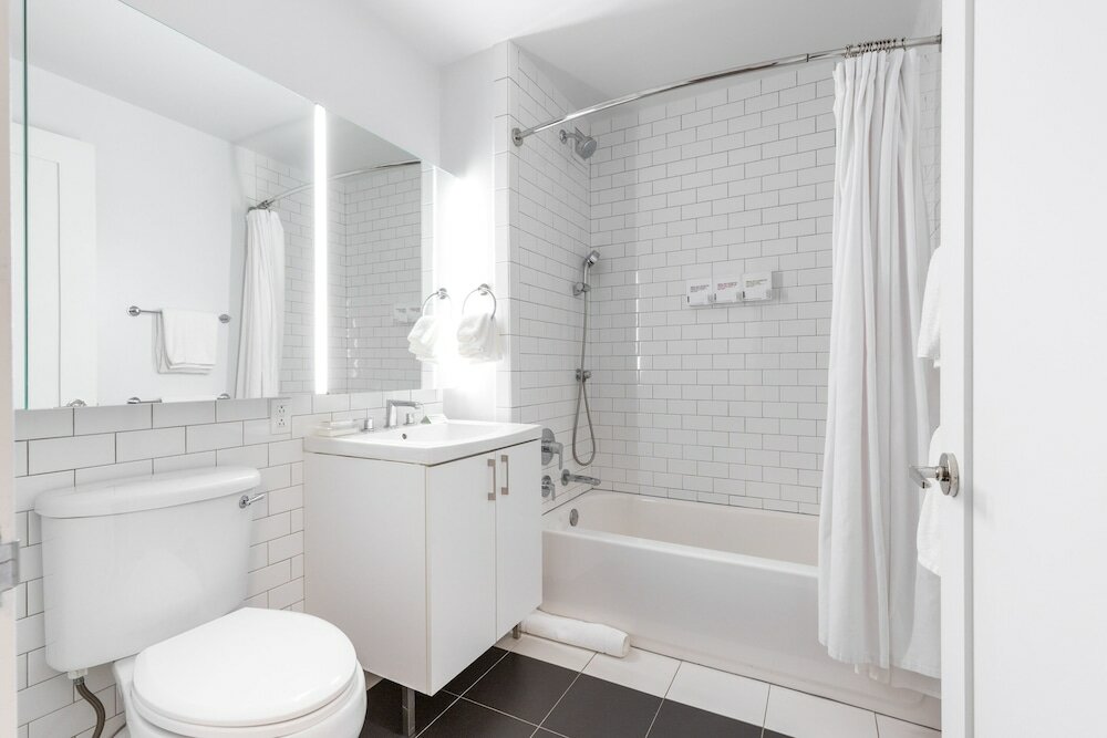 Фото Mint House at 70 Pine