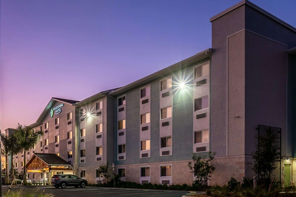 Фото WoodSpring Suites Naples West