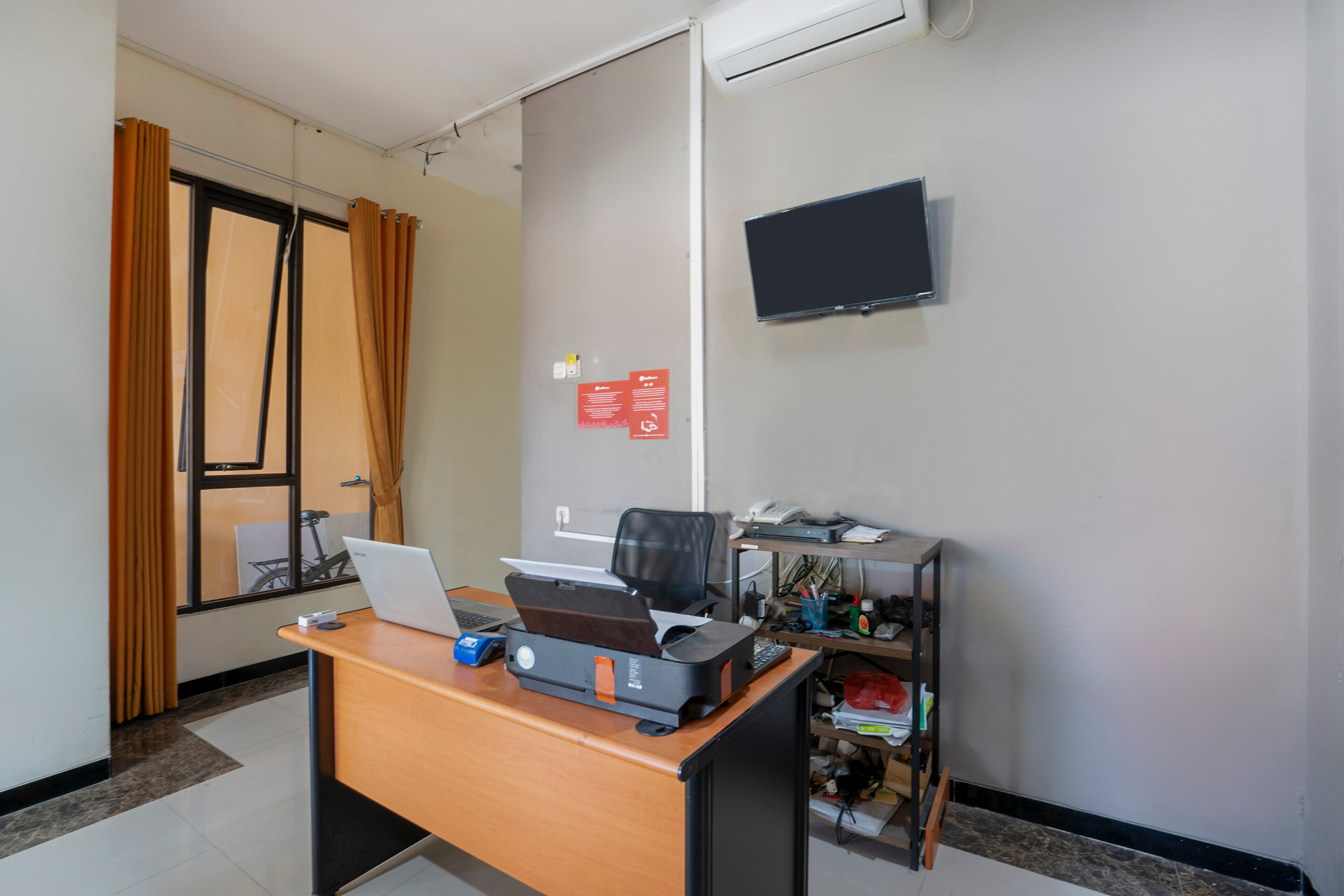 Фото RedDoorz Syariah near Airlangga University Campus B