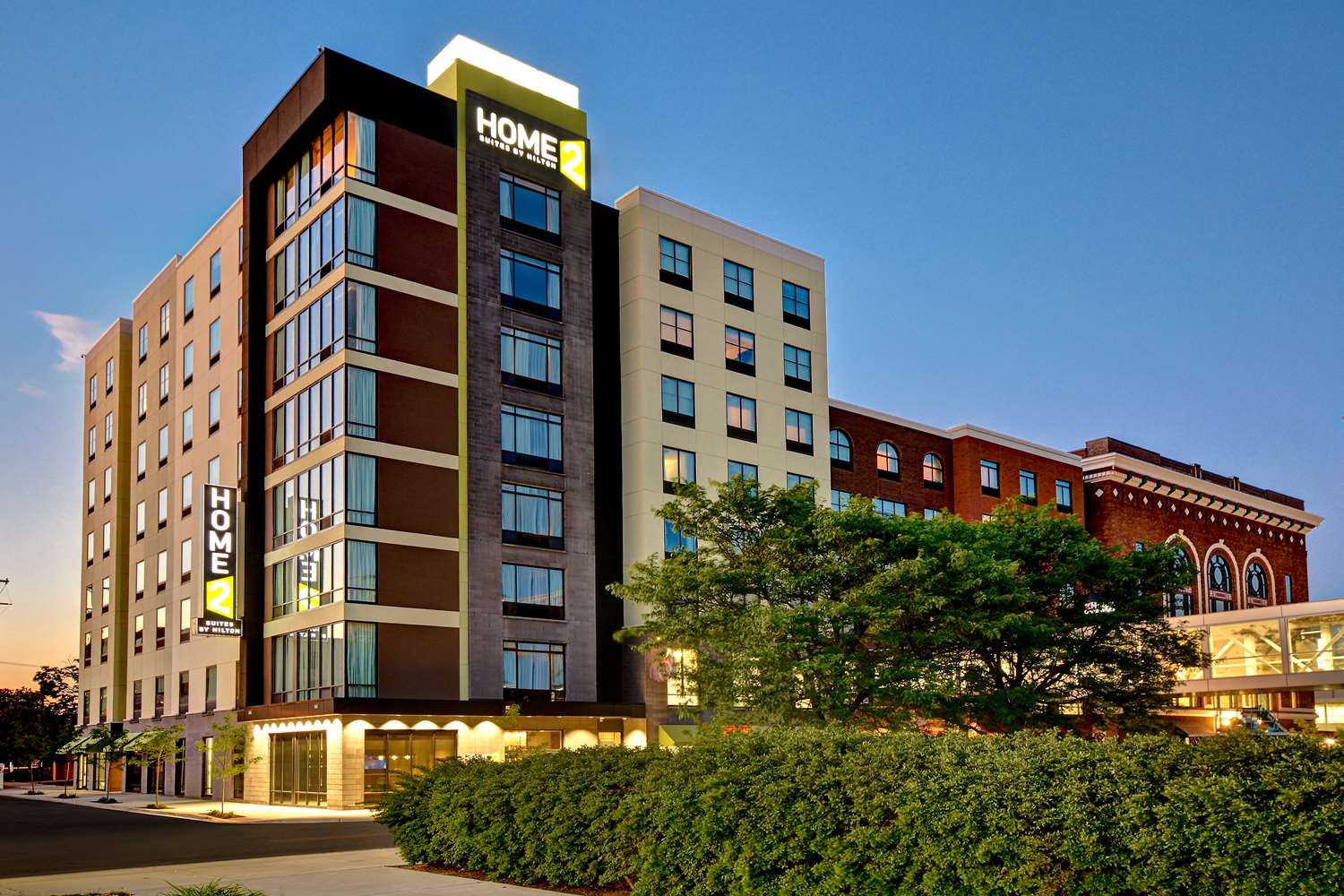 Фото Home2 Suites by Hilton Kalamazoo Downtown