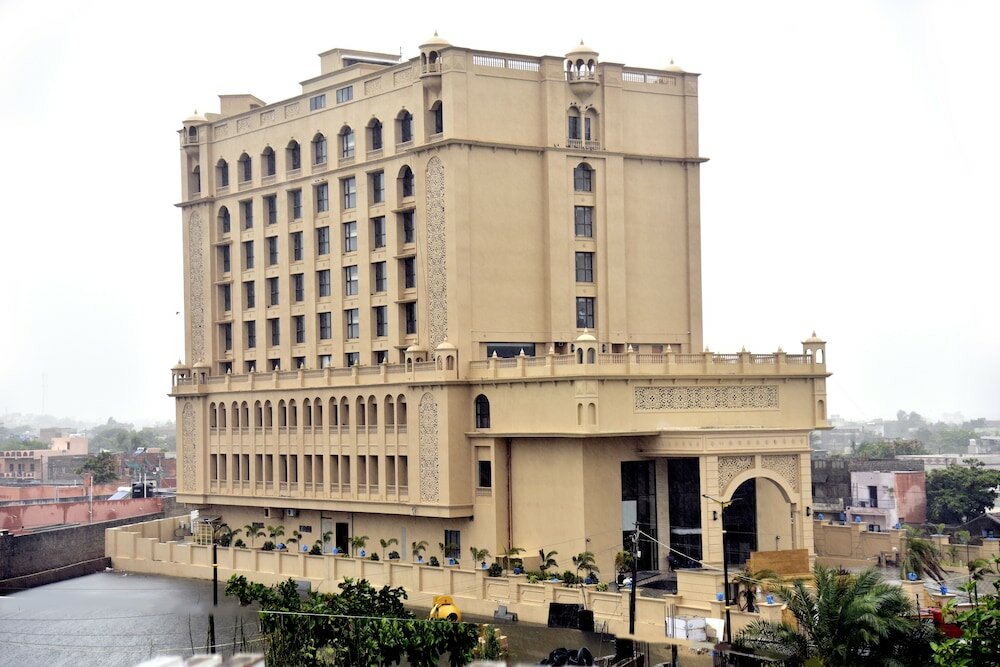 Фото Lemon Tree Premier Dwarka