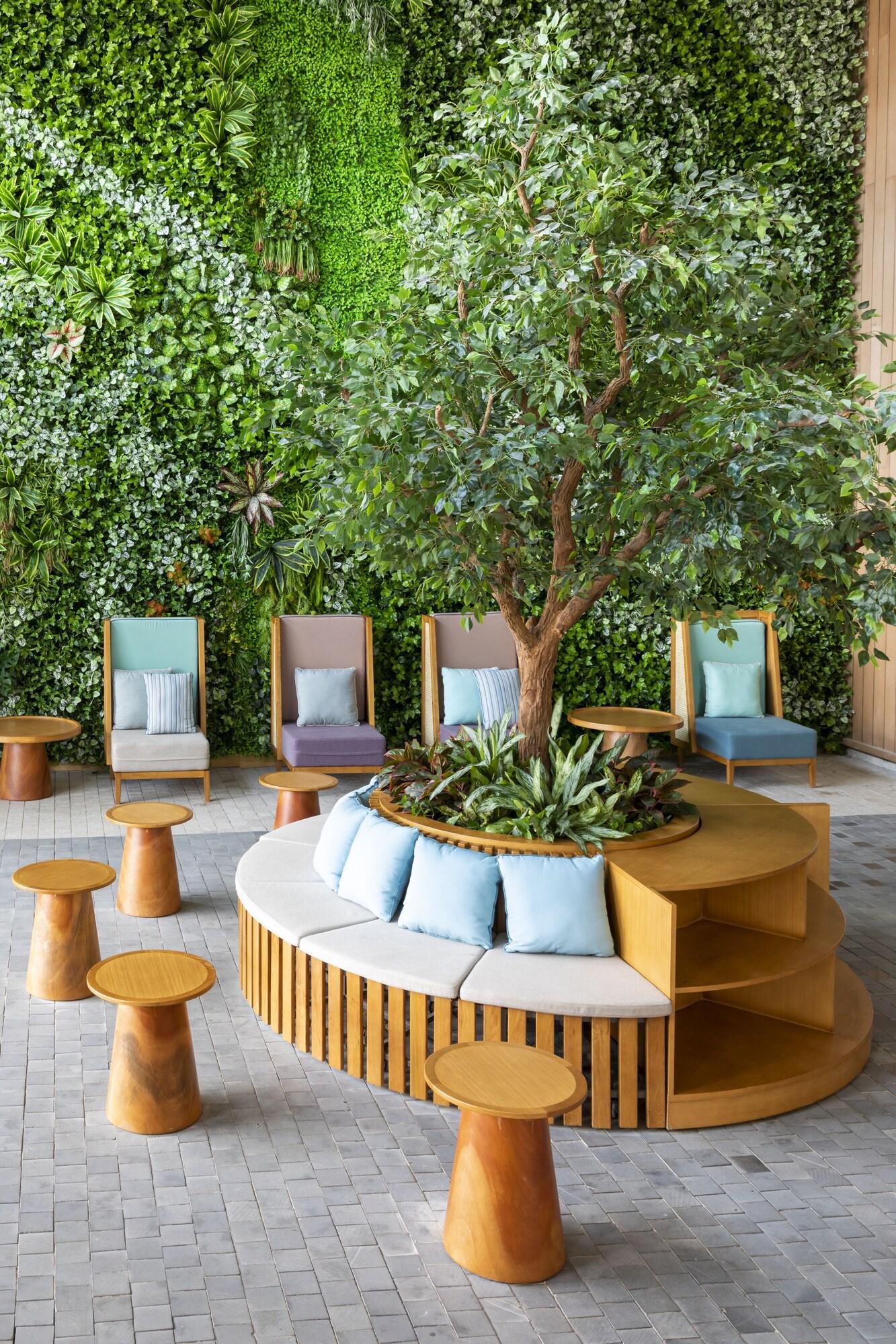 Фото Fusion Suites Vung Tau