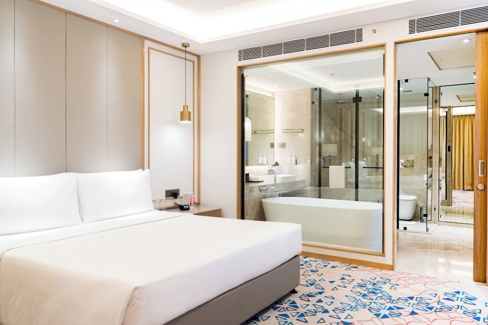 Фото Holiday Inn Lucknow Airport, an Ihg Hotel