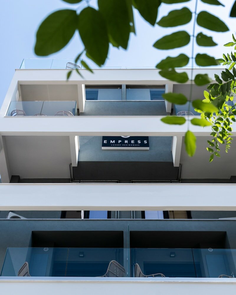 Фото Empress Luxury Residences