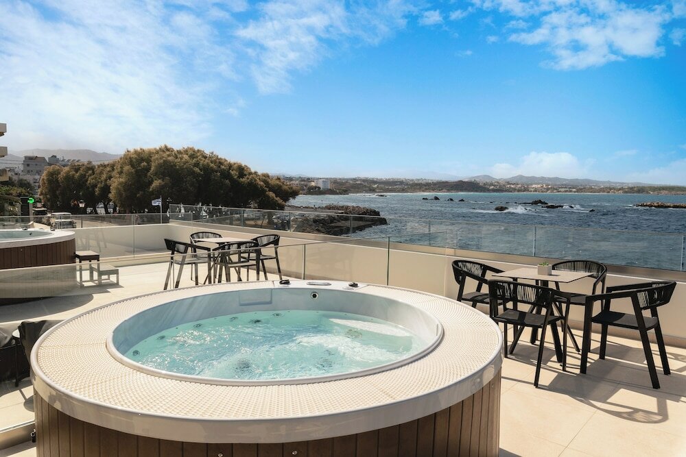 Фото Elia Sea Suites