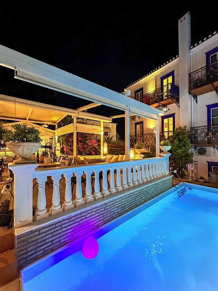 Фото Armata Boutique Hotel