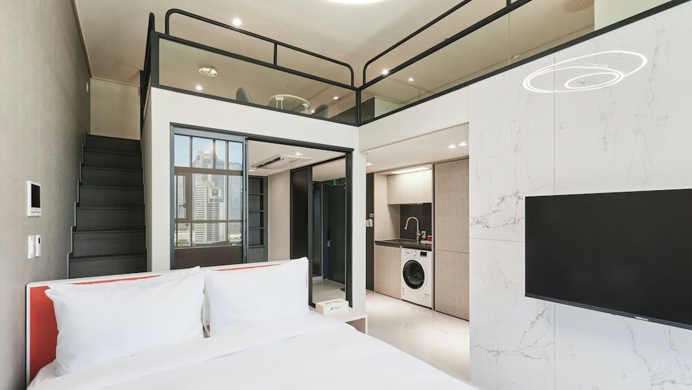 Фото Travelodge Suites Busan Centum