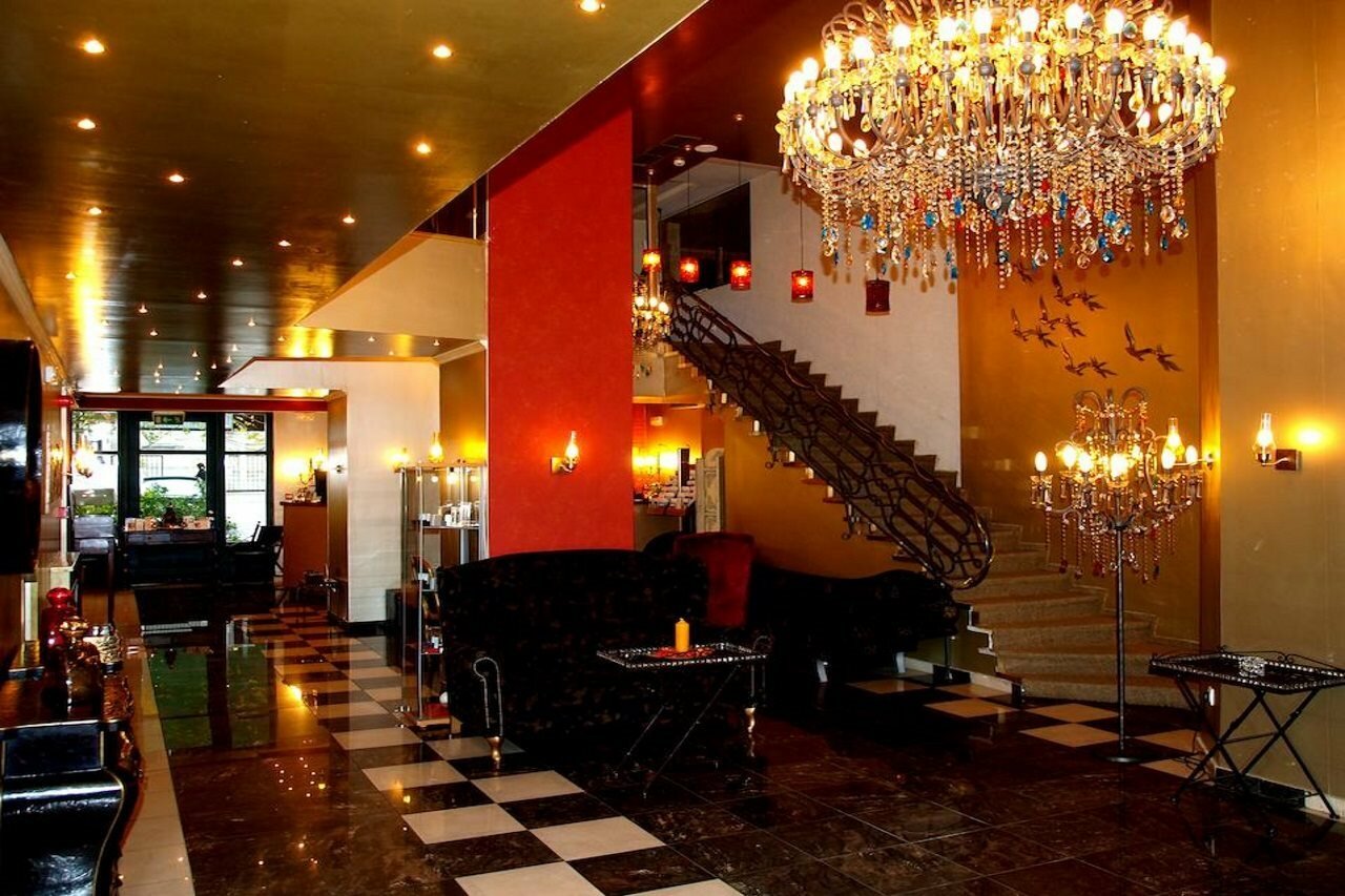 Фото отеля 2