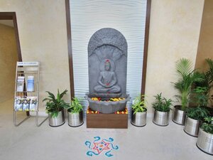 Гостиница La Sara Regent