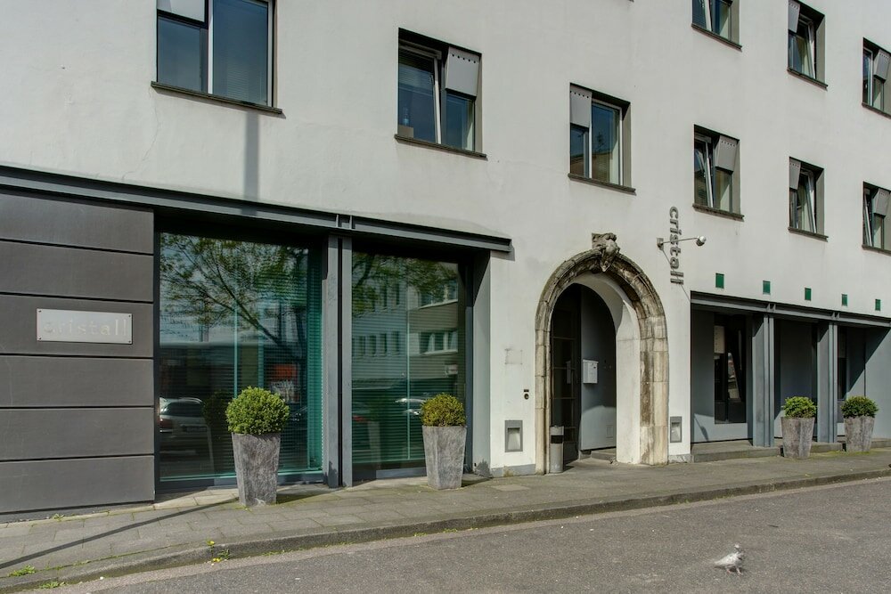 Фото Premier Inn Koeln City Centre