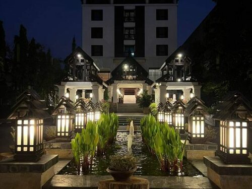 Гостиница Wienglakor Hotel в Лампанге