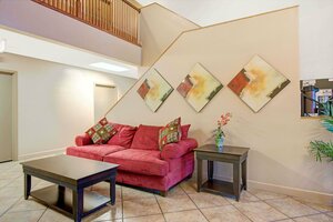 Гостиница Super 8 by Wyndham St. Louis Airport