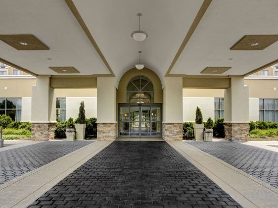 Фото Holiday Inn Indianapolis Carmel, an Ihg Hotel