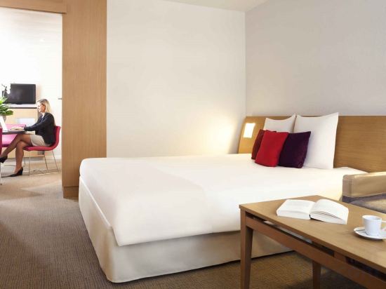 Фото Novotel Zurich City West