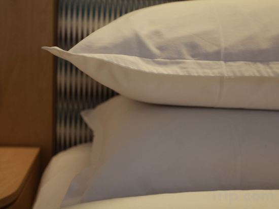 Фото Four Points by Sheraton Surabaya