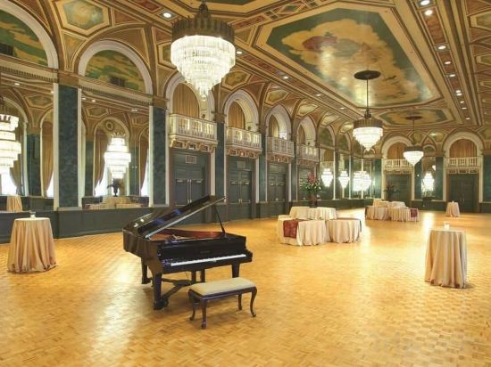 Фото The Fairmont Royal York