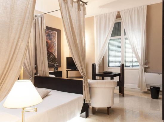 Фото Palazzo Brunaccini Residence