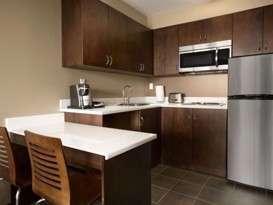 Фото Microtel Inn & Suites by Wyndham Lloydminster