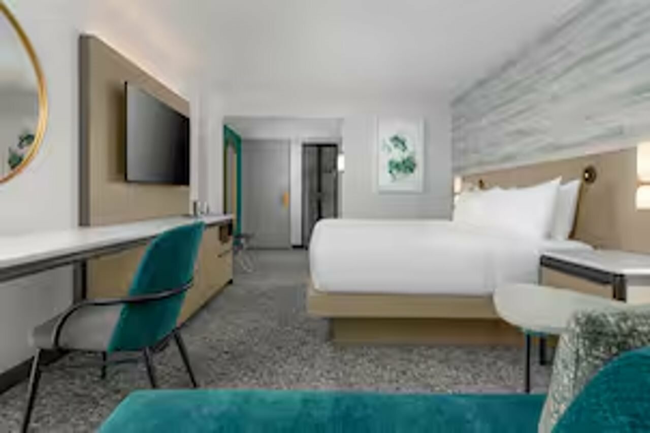 Фото Hilton Los Angeles Airport