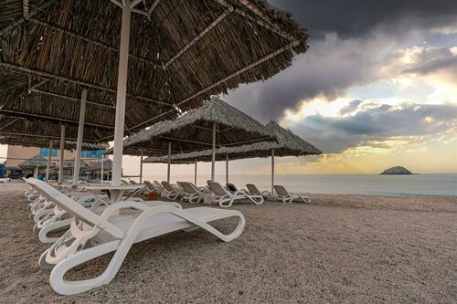 Гостиница Royal Beach Al Faqeet Hotel & Resort в Диббе