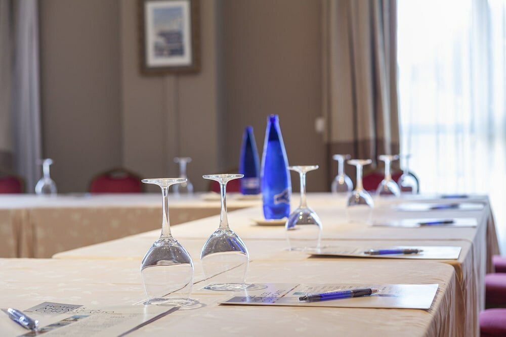 Фото Hotel Jerez & SPA